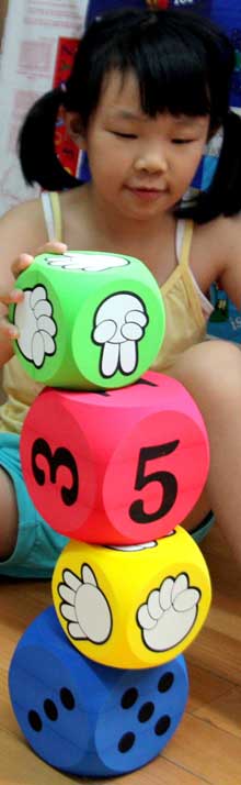 rock paper scissors stone dots numbers dice cubes